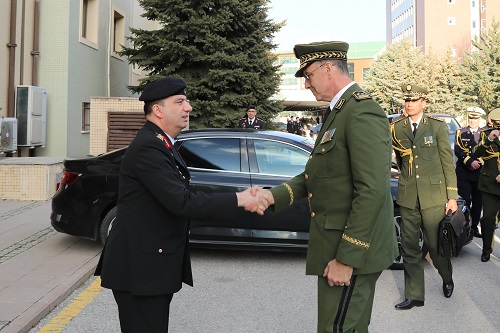 Cezayir Milli Jandarma Komutanlığından gelen Heyet, J.Krim.Bşk.lığını Ziyaret etmiştir.