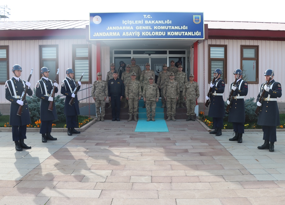 Jandarma Genel Komutan Yardımcısı Korgeneral H.Zafer KOÇ’un 27 Ekim 2023 tarihinde Van Jandarma Asayiş Kolordu Komutanlığını ziyareti.